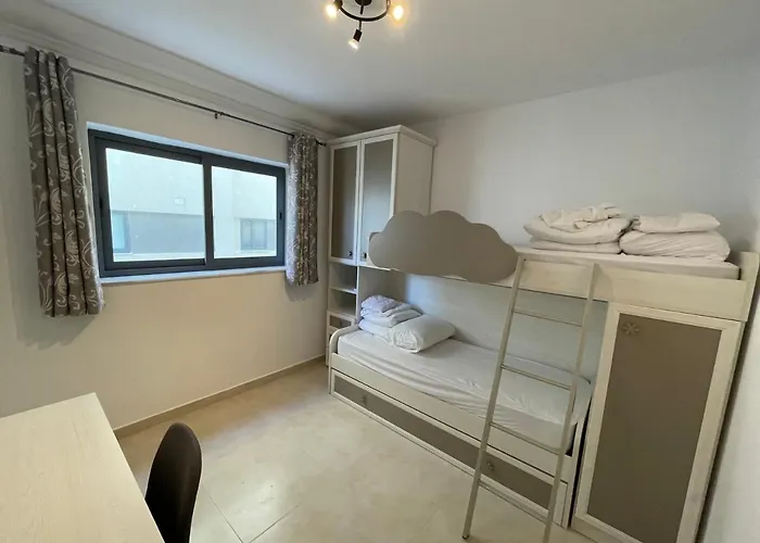 Blue Skies Family With Terrace *