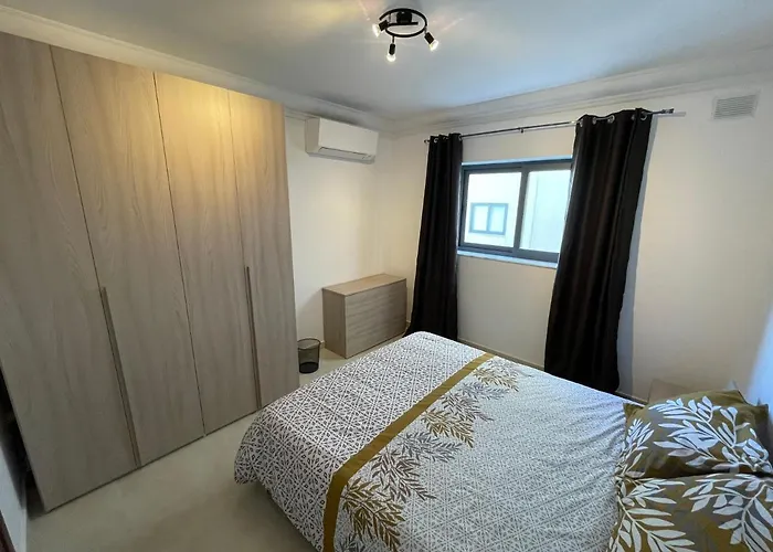 Blue Skies Family With Terrace *